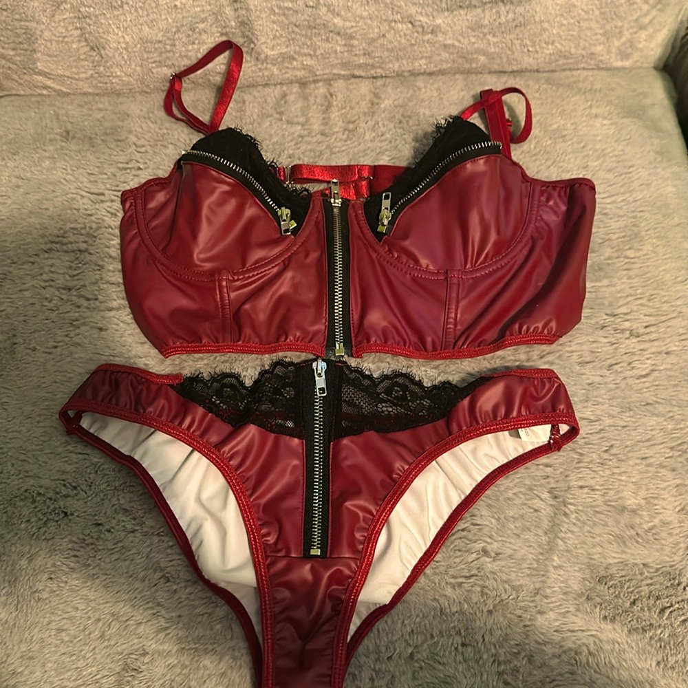 Sexy lingerie set